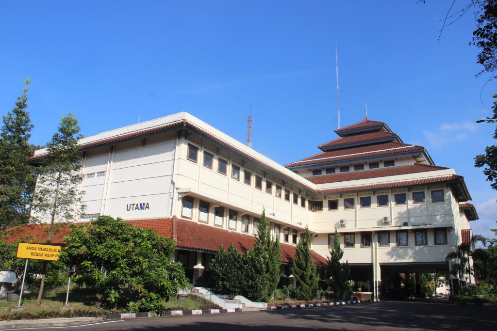 GEDUNG UTAMA – Program Tahap Persiapan Bersama ITB