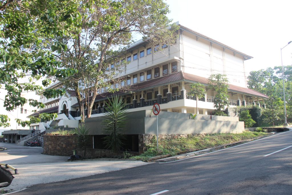 GEDUNG UTAMA – Program Tahap Persiapan Bersama ITB